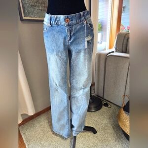 MAURICES Boot cut Light Distress- embroidered back pockets- Jeans- Size 9/10 reg